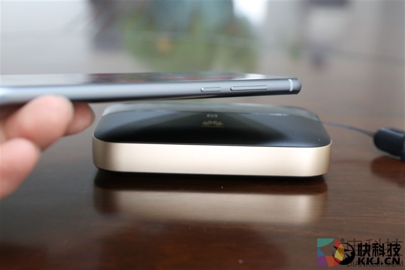 续航神油！华为随行WiFi 2 Pro评测：让你的手机更坚挺