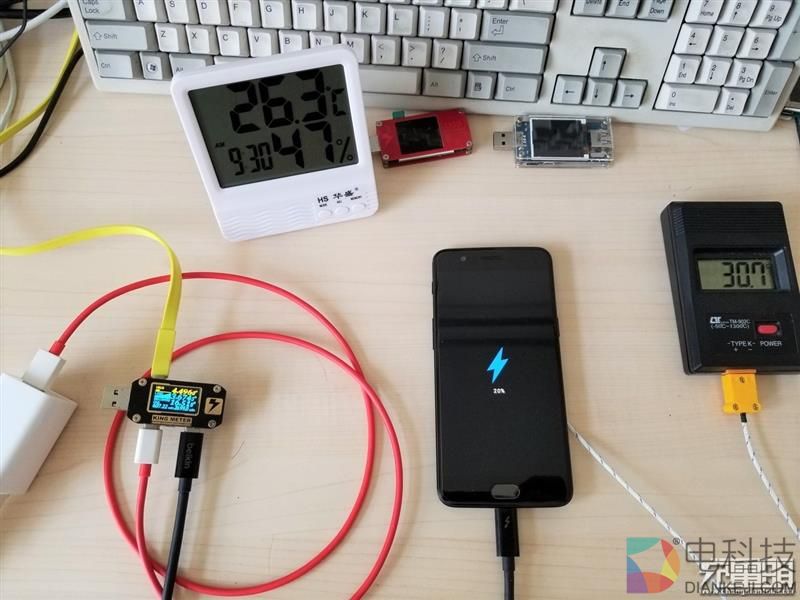 一入DASH离不开：一加5完全充电测试