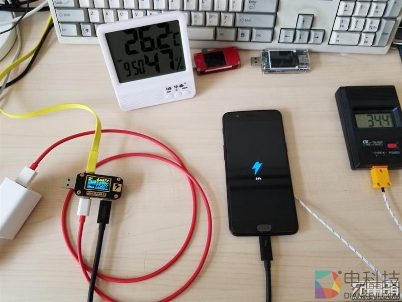 一入DASH离不开：一加5完全充电测试