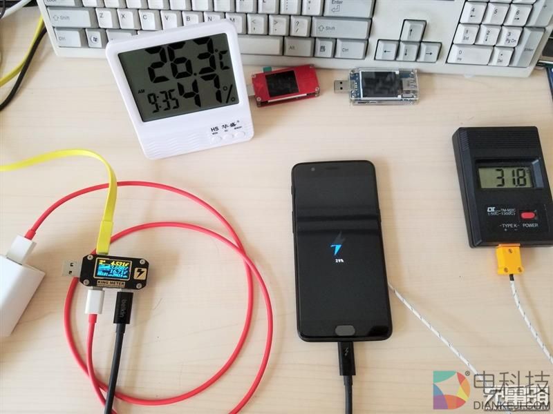 一入DASH离不开：一加5完全充电测试