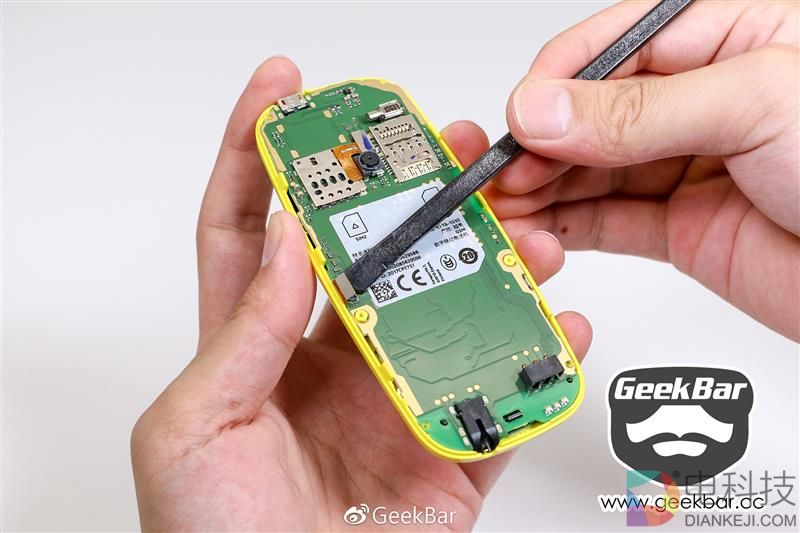 诺基亚3310复刻版拆解：不是复活那么简单