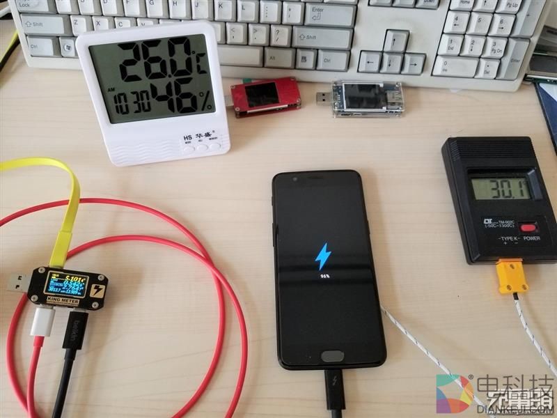 一入DASH离不开：一加5完全充电测试