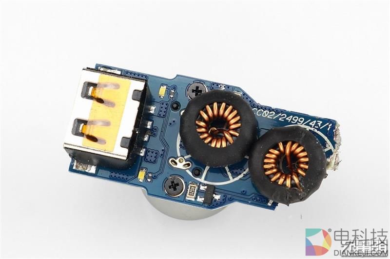 小米车载充电器快充版CZCDQ02ZM拆解评测