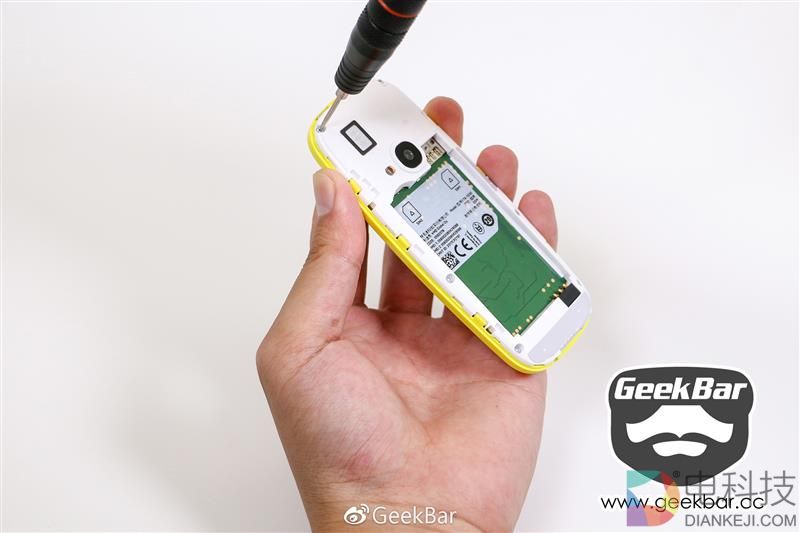 诺基亚3310复刻版拆解：不是复活那么简单