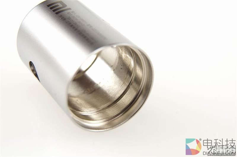 小米车载充电器快充版CZCDQ02ZM拆解评测