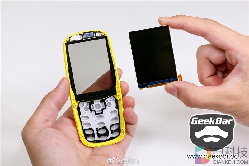 诺基亚3310复刻版拆解：不是复活那么简单