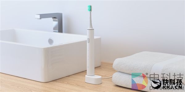 米家发布一款声波电动牙刷：199元/IPX7防水