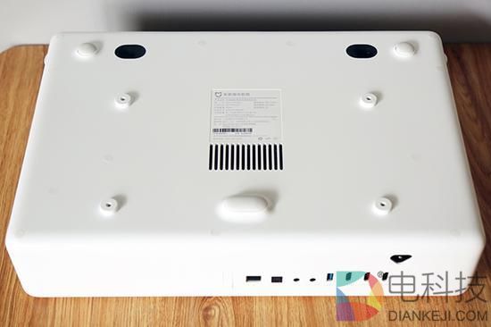 9999元！小米米家激光电视体验：150英寸堪比影院