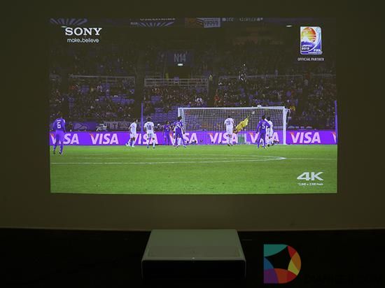 9999元！小米米家激光电视体验：150英寸堪比影院