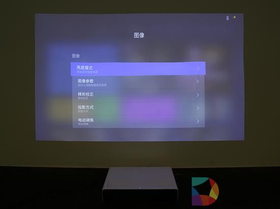 9999元！小米米家激光电视体验：150英寸堪比影院