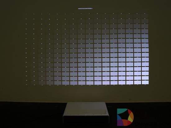 9999元！小米米家激光电视体验：150英寸堪比影院