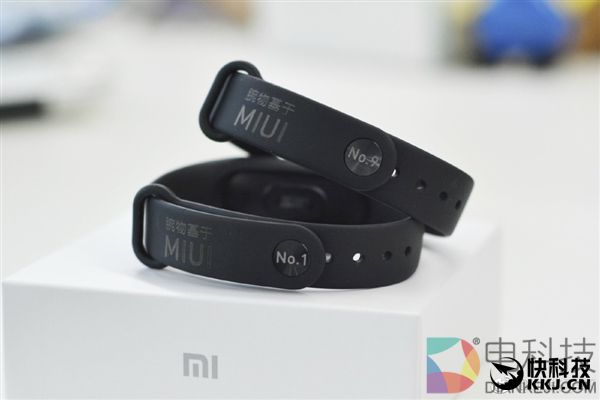 小米也是顽梗高手！小米手环2 Freestyle定制版曝光