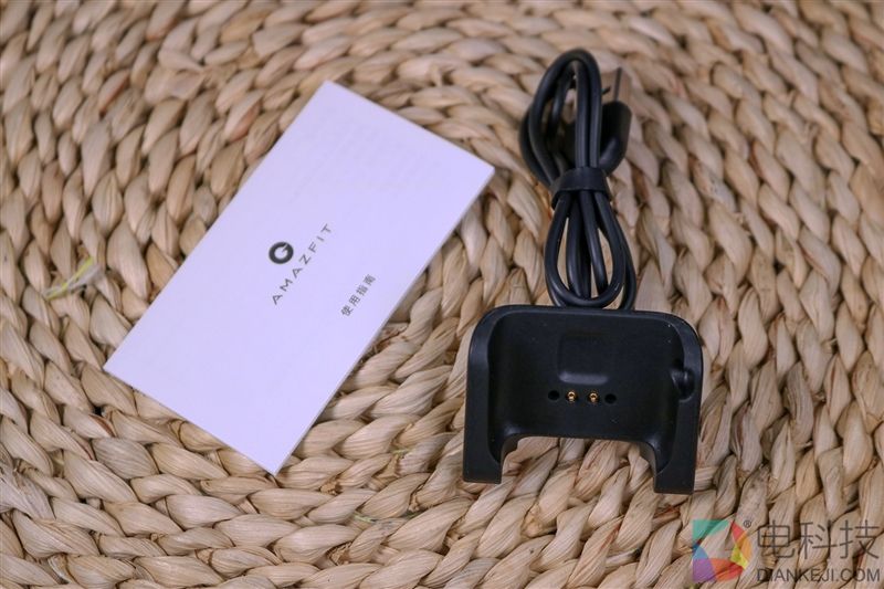 高颜值与超强续航并存 华米米动手表青春版评测