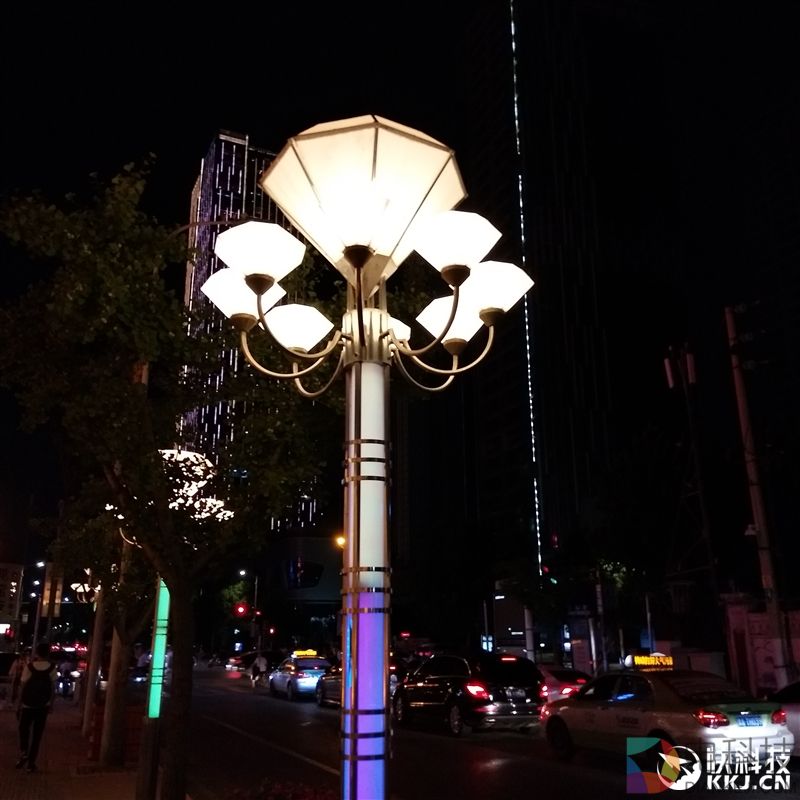 柔光双摄再升级!vivo X9s评测:抢眼的自拍表现