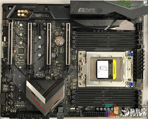 16核心旗舰御用！AMD X399主板8月初上市