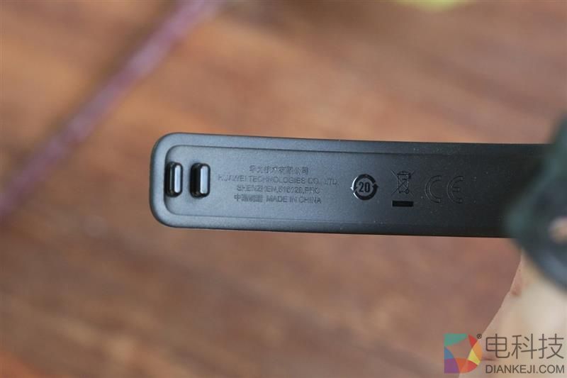 50米防水+独立GPS！华为运动手环体验评测：为运动而生