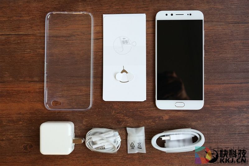 柔光双摄再升级!vivo X9s评测:抢眼的自拍表现