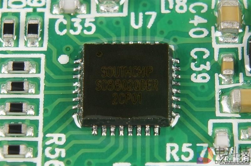 拆解华为用料做好的移动电源：赏心悦目