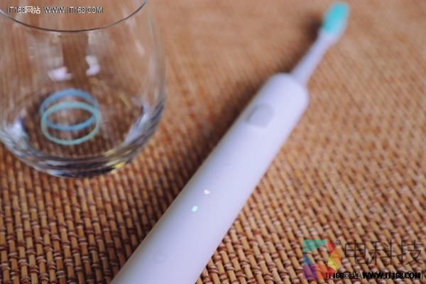 天下武功唯快不破 米家声波电动牙刷体验