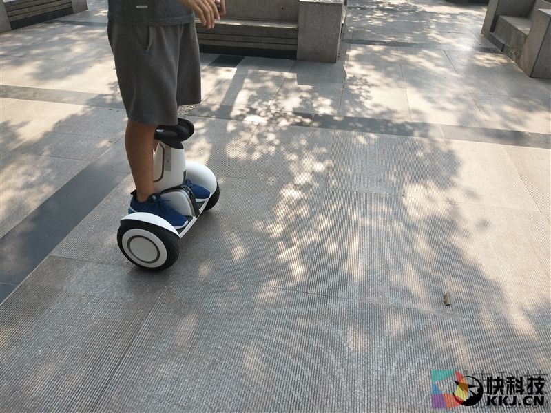 开机送10万保险！九号平衡车Plus体验评测：堪比SUV