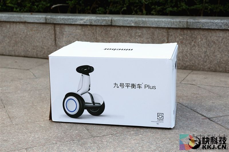 开机送10万保险！九号平衡车Plus体验评测：堪比SUV