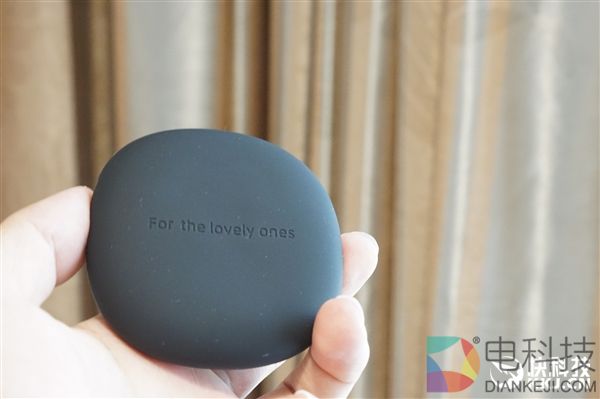 魅族Flow耳机开箱图赏:舒服到忘记佩戴