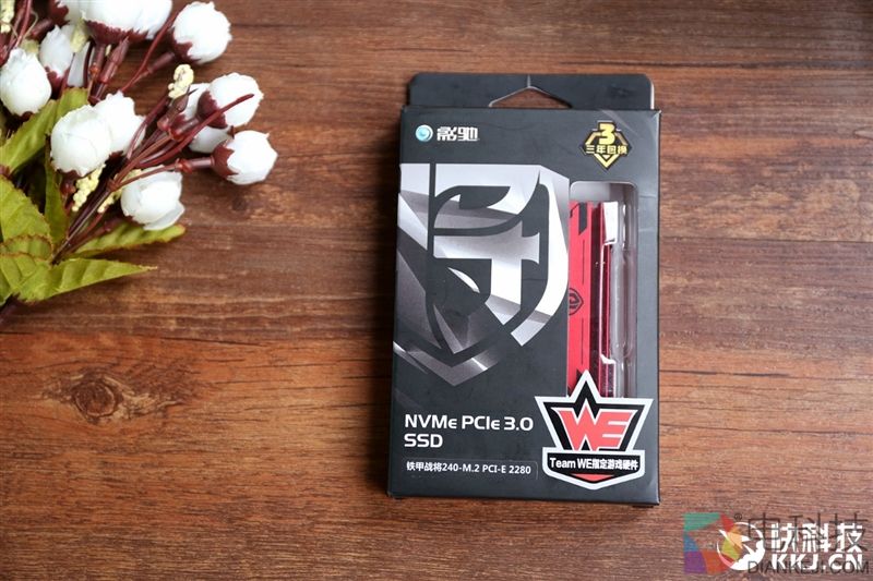 影驰铁甲战将240-M.2 SSD评测：跑得快 还不热