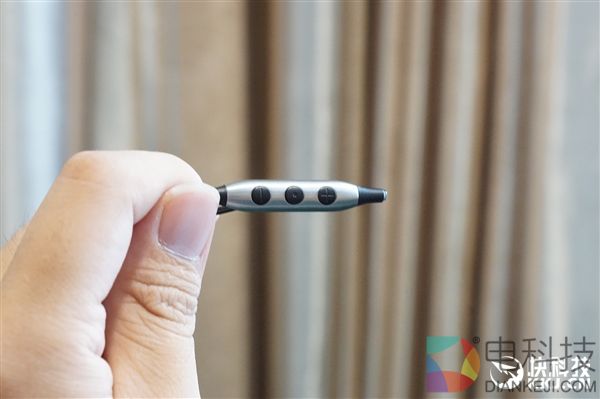 魅族Flow耳机开箱图赏:舒服到忘记佩戴