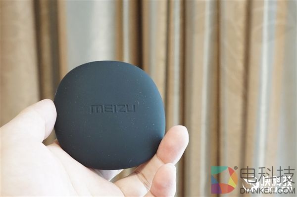 魅族Flow耳机开箱图赏:舒服到忘记佩戴