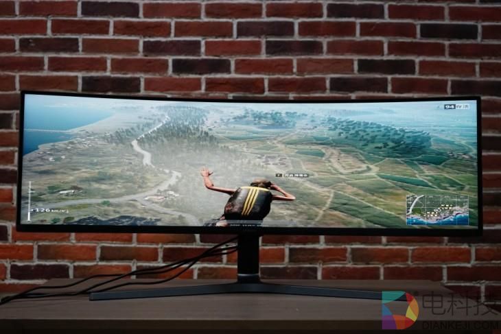 32:9尺寸帅炸 三星带鱼屏CHG90显示器评测