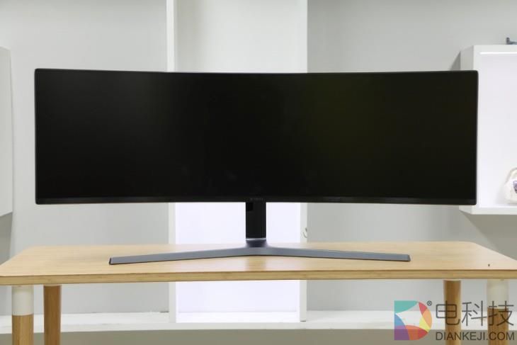 32:9尺寸帅炸 三星带鱼屏CHG90显示器评测